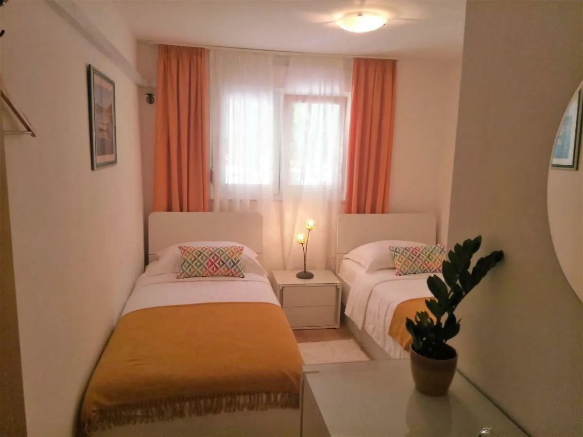 Tiha Apartment Split